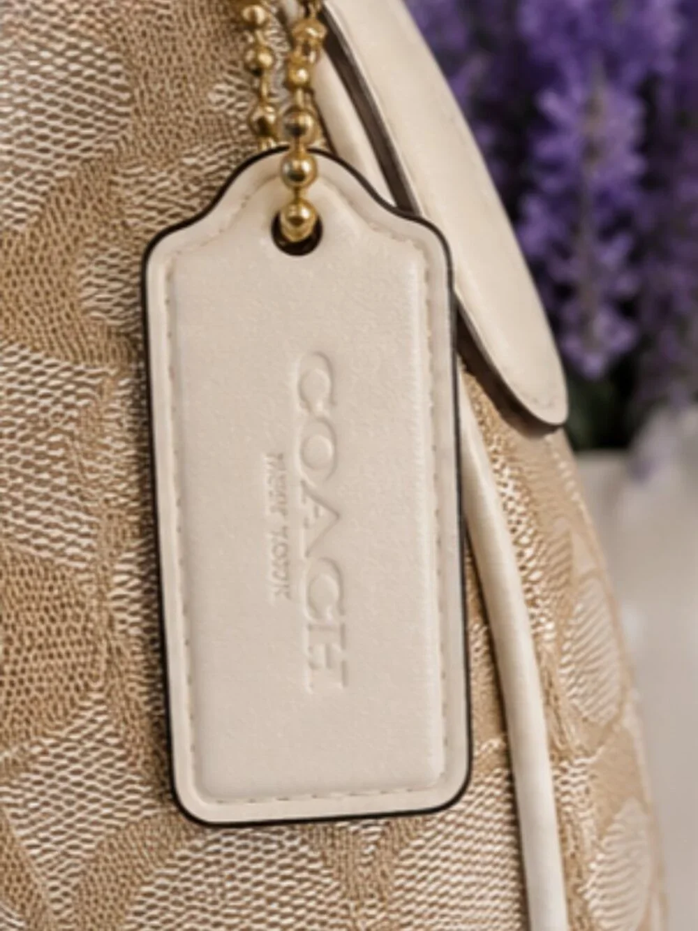 Coach F29959 Signature Jacquard Hobo Shoulder Bag Ivory Tan EUC
